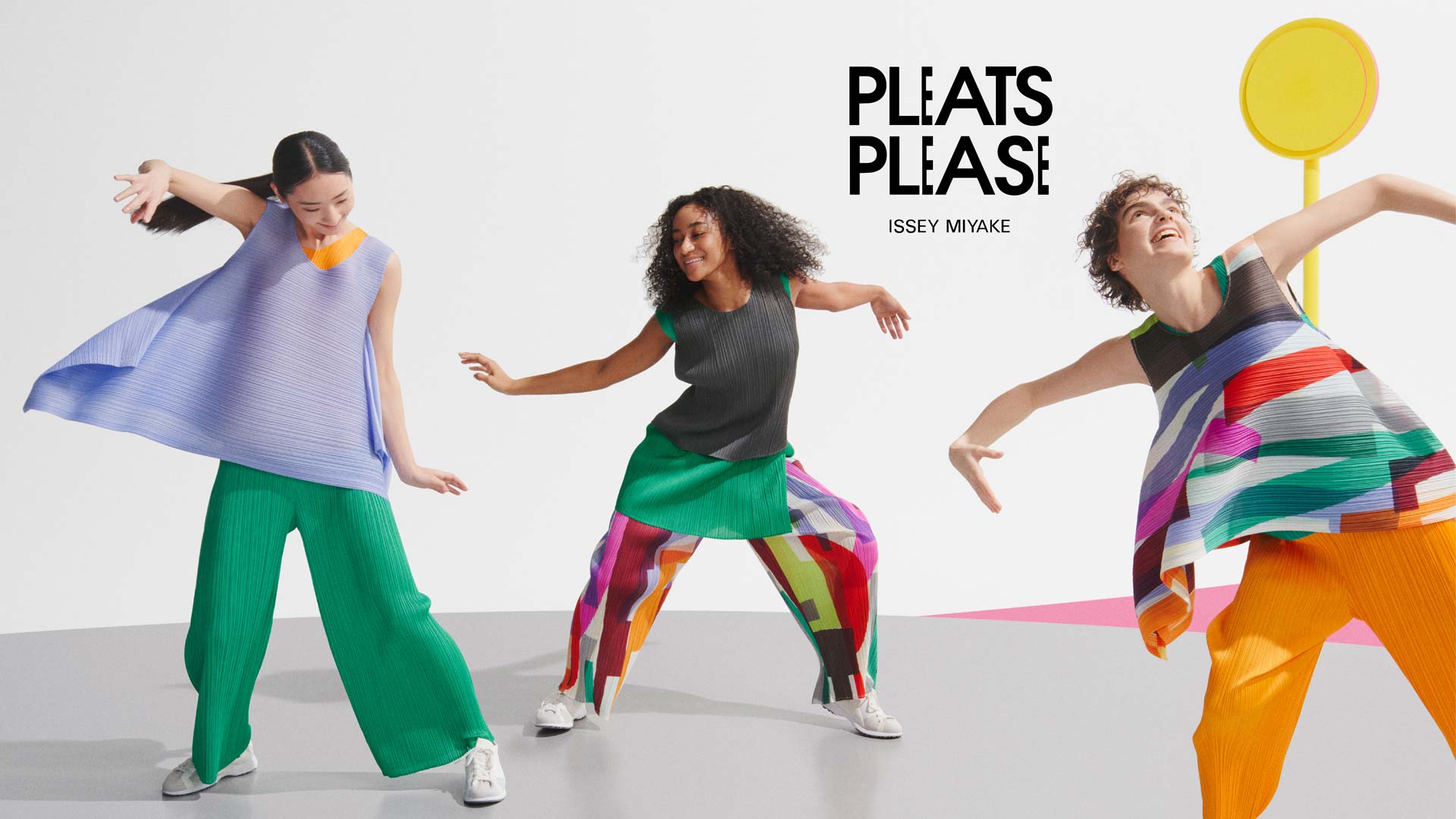 PLEATS PLEASE ISSEY MIYAKE “MONTHLY COLORS : MAY × PATH”｜WORKS 