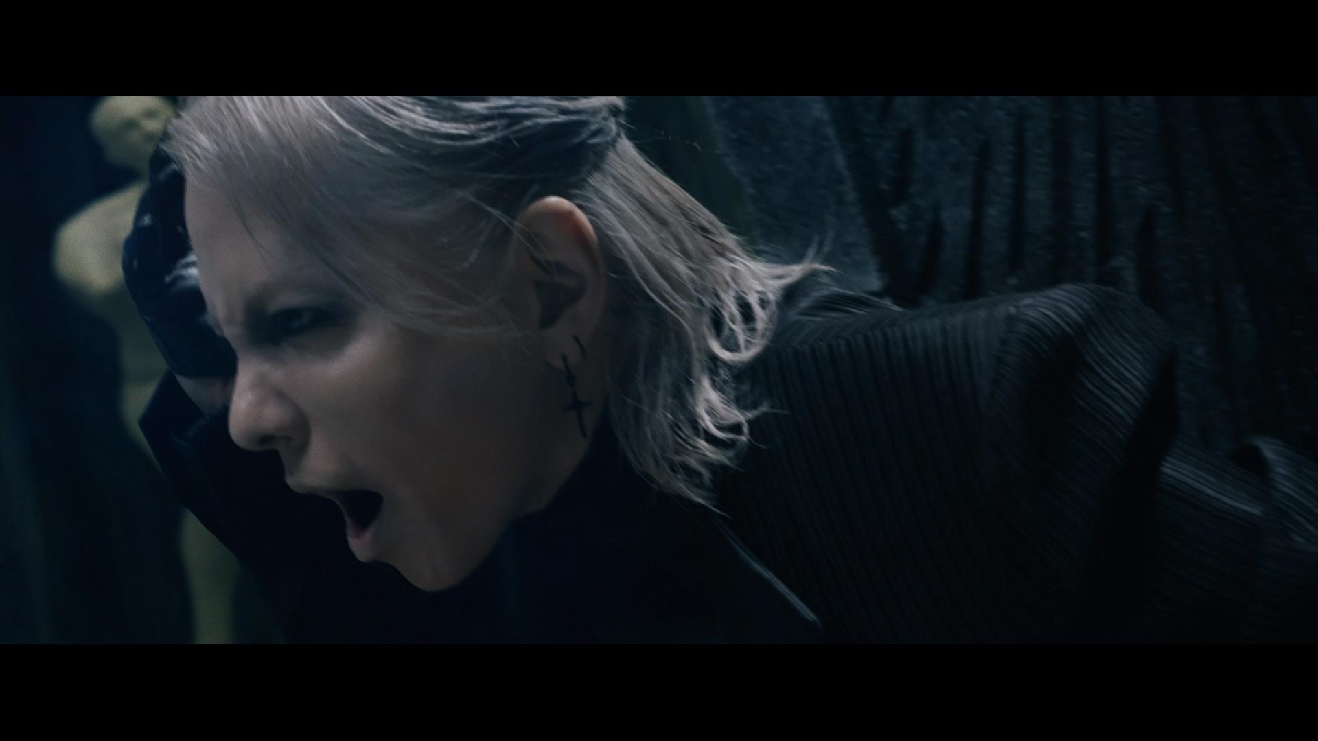 HYDE「SOCIAL VIRUS」